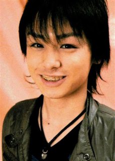 橋本良亮の歯が変でセラミック製か!ソロはあまり人気がなく値崩れも!まとめのカテゴリ一覧Johnny’s Joceeについて関連サイト一覧